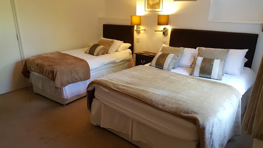 Colebrook Guest House Farnborough  Zewnętrze zdjęcie